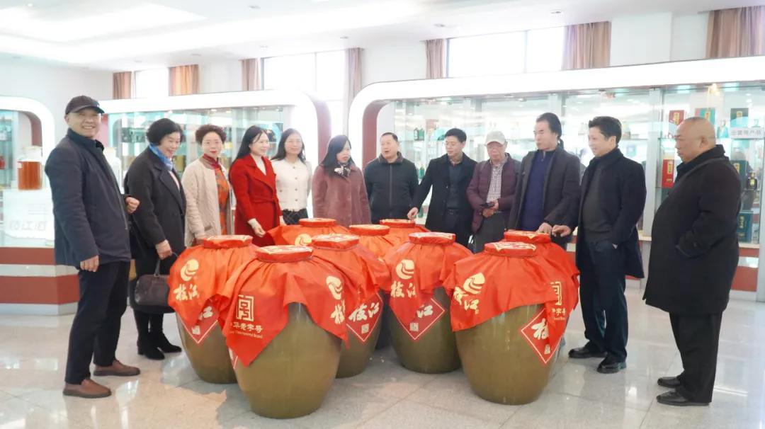 640.webp (3).png 640.webp (3).png