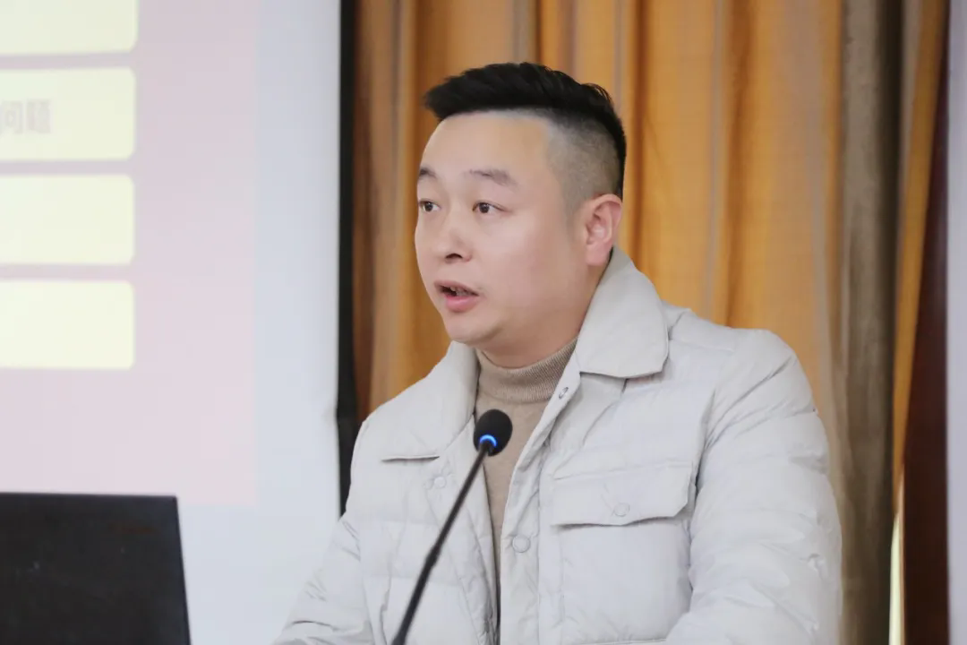 640 (3).webp.png 640 (3).webp.png